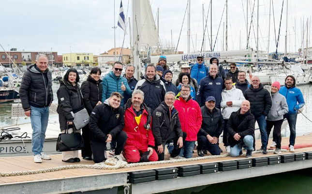 Tredici nuovi istruttori di vela solidale della Lega Navale Italiana, tra loro il nostro Alessandro Ugolini